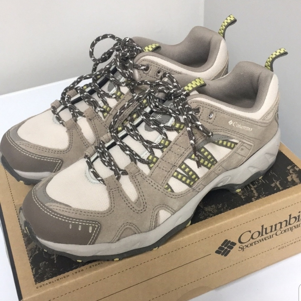 Columbia hiking shoe